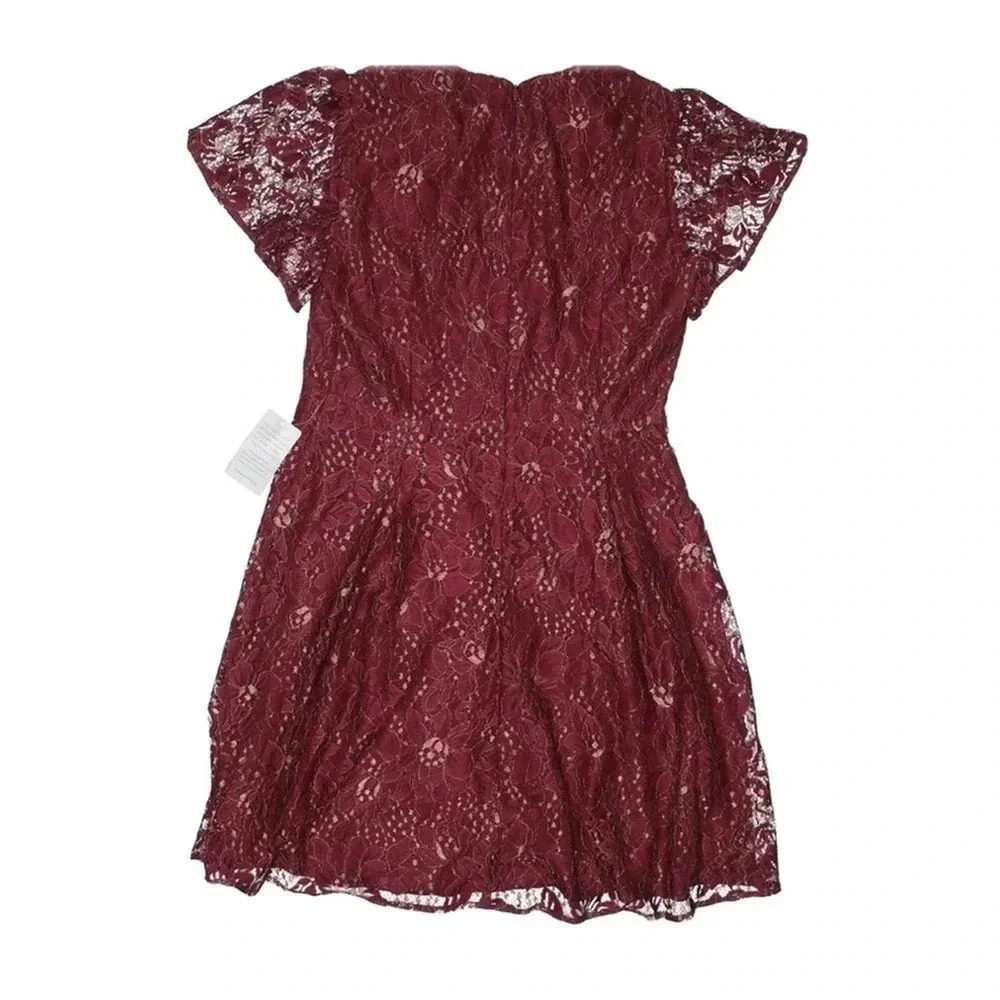 Chelsea28 Metallic Lace Fit Flare Red Dress Gold L — image 8 of 8